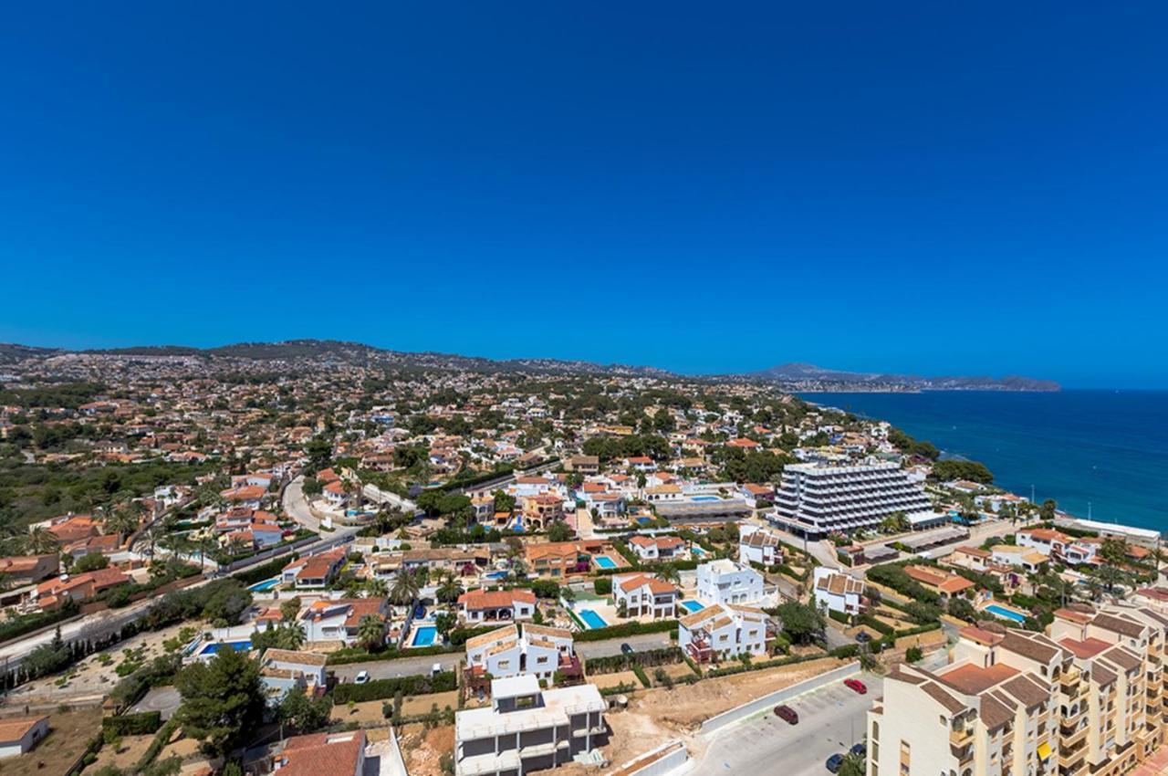 Villas Guzman - Apartamento Coral Beach カルプ エクステリア 写真